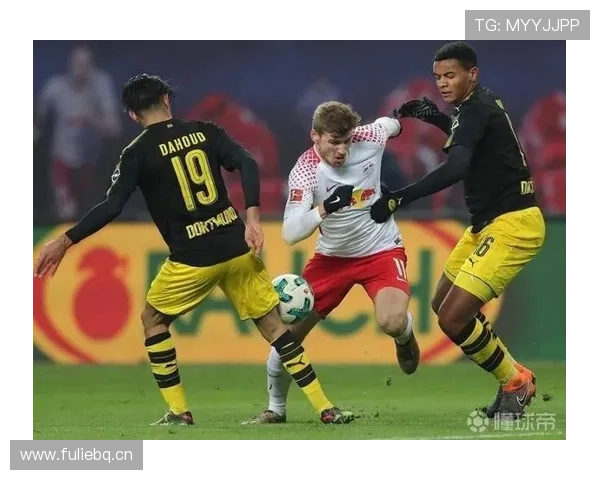 维蒂尼亚控球表现解析：对阵曼城中场压迫体系