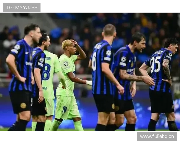 巴萨强强对话中表现波动,表面硬刚背后漏洞逐步显现,竞争格局面临挑战 巴萨强强对话中表现波动,表面硬刚背后漏洞逐步显现,竞争格局面临挑战