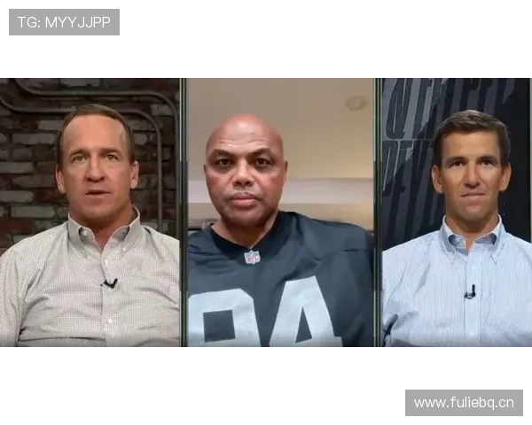 查尔斯·巴克利篮下强攻拉开与拉里·伯德篮板对比差异明显